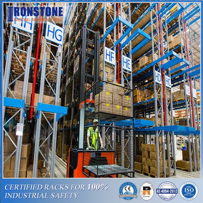 गुणवत्ता  Hot Sale Industrial Very Narrow Aisle Racking System for Warehouse Cargoes कारखाना